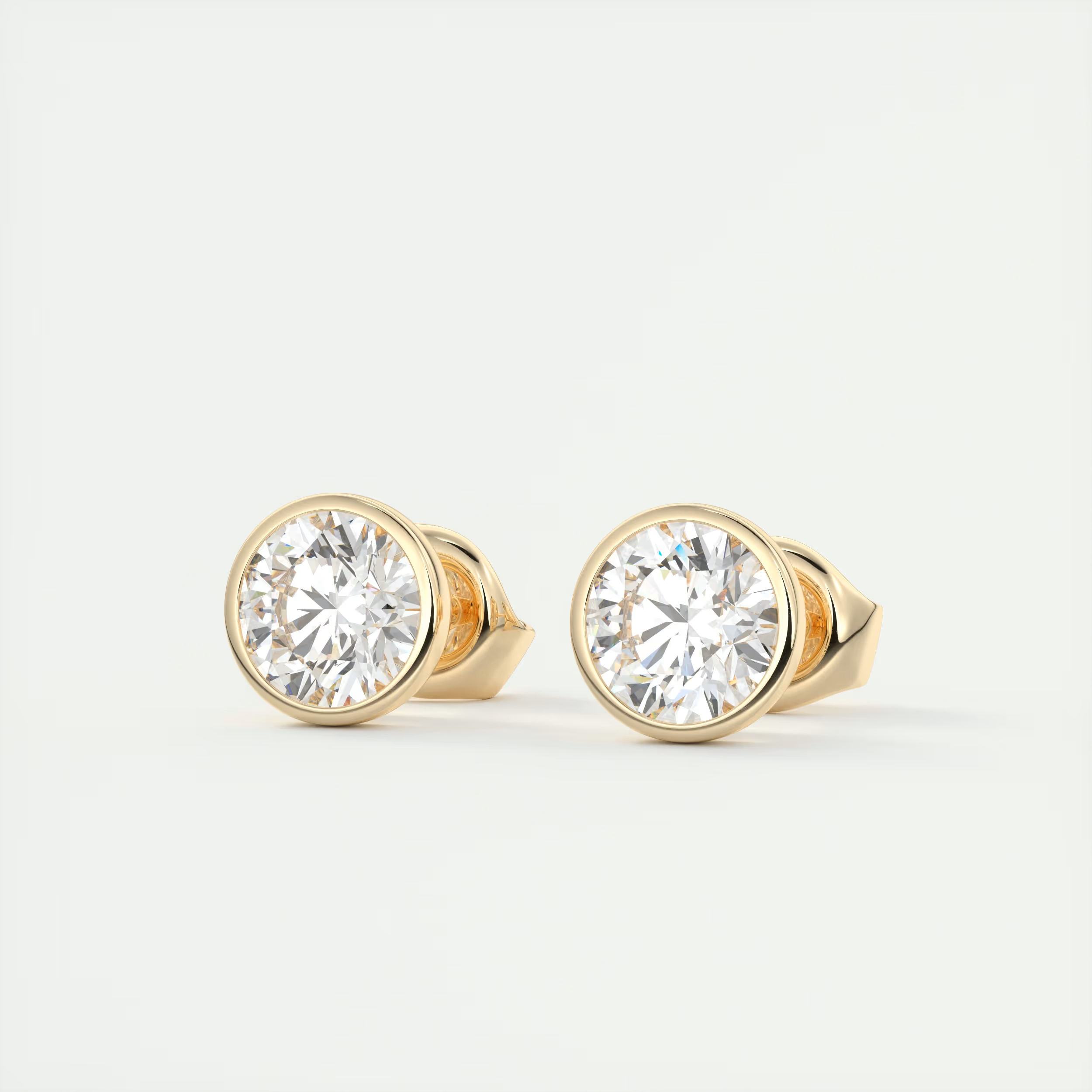 2 ct Round Diamond Studs 4