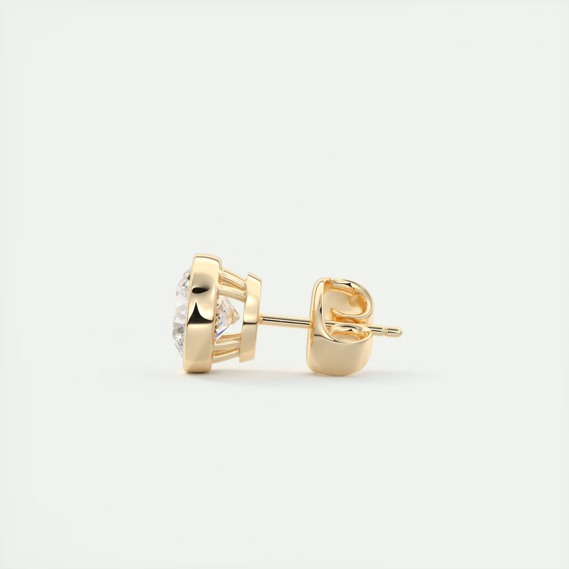 2 ct Round Diamond Studs 4